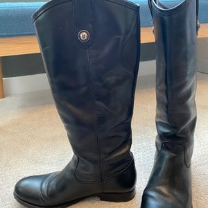 GENTLY WORN FRYE MELISSA BUTTON